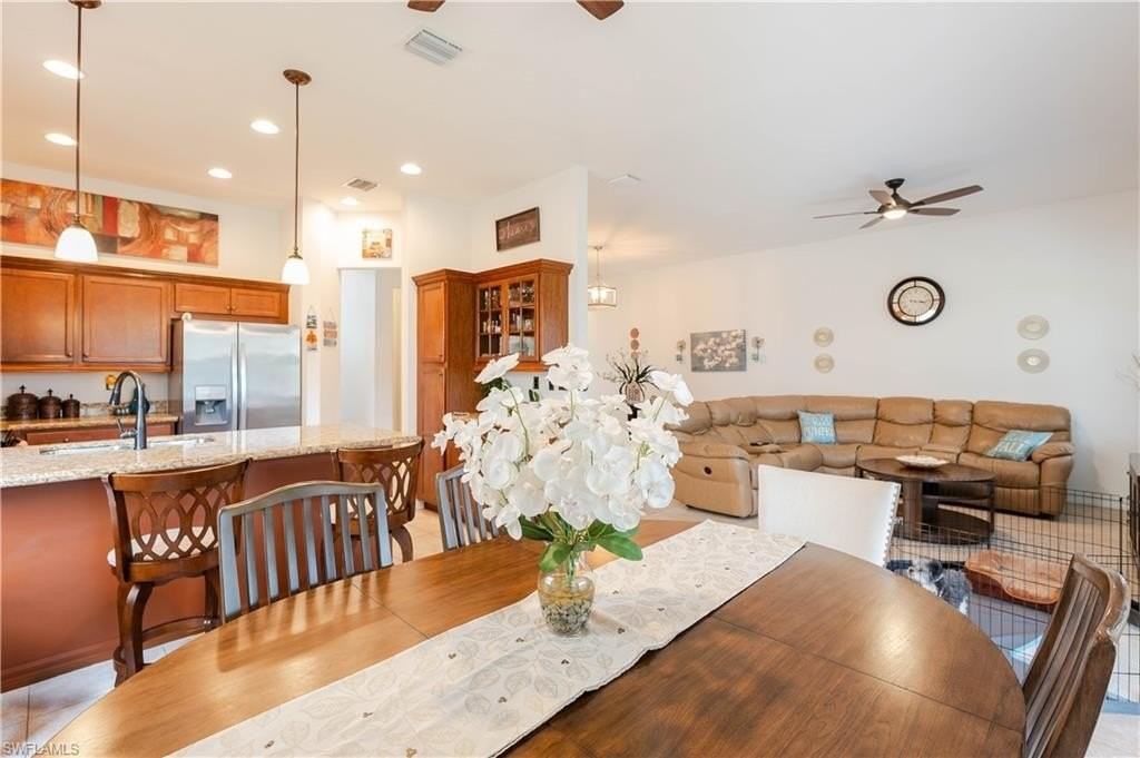 5092 Beckton Rd - Photo 7 of 42