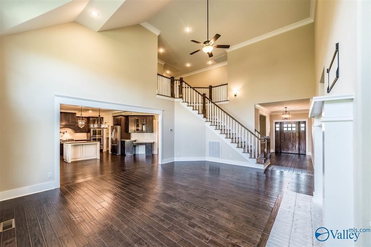 15 Abby Glen Way - Photo 7 of 26