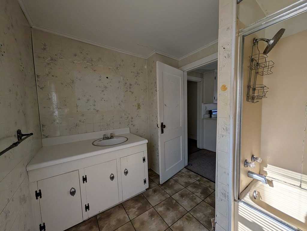 45 Waln St - Photo 6 of 6