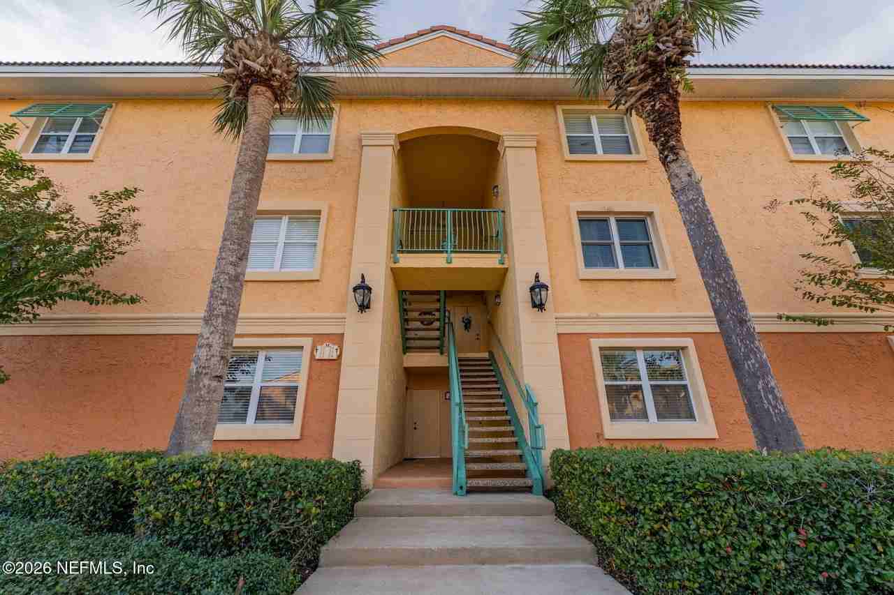 111 25th Ave S Unit M14 - Photo 3 of 41