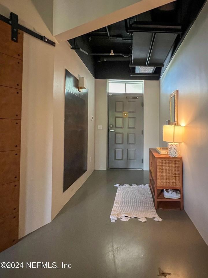 2064 Herschel St Unit 205 - Photo 5 of 25