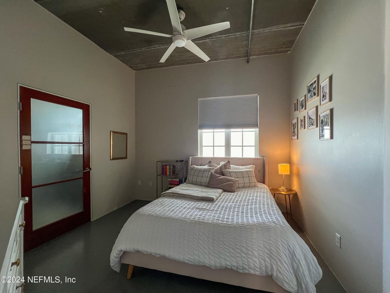 2064 Herschel St Unit 205 - Photo 7 of 25