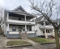 featured image of 3278 W 84th St