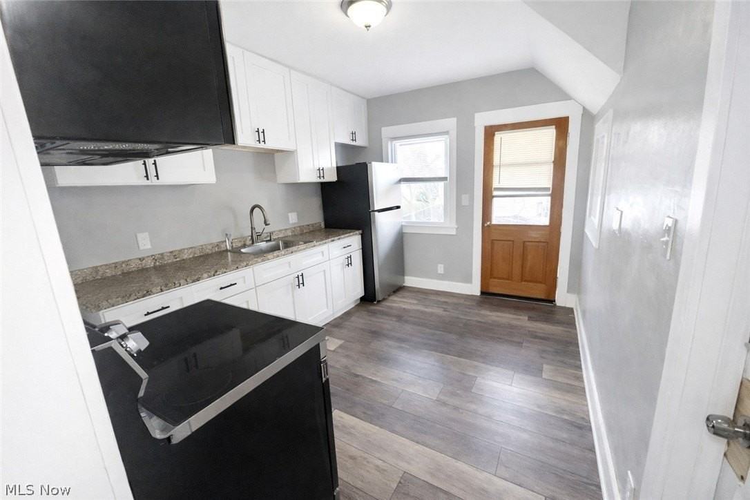 3278 W 84th St - Photo 4 of 19