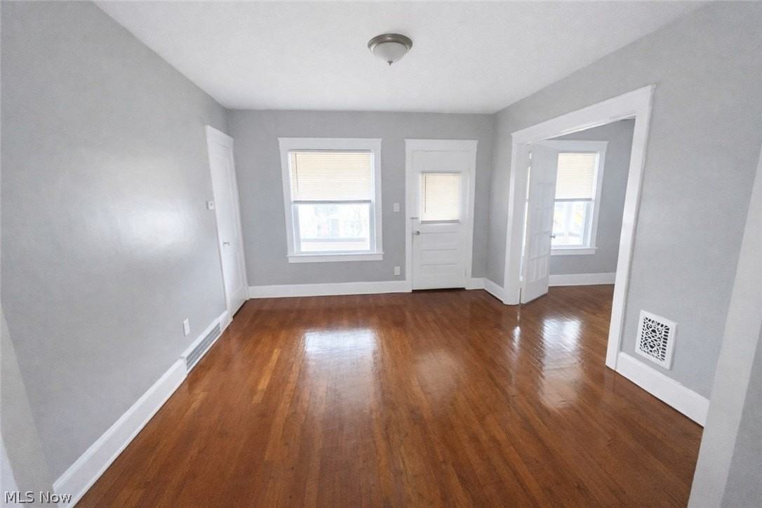 3278 W 84th St - Photo 5 of 19