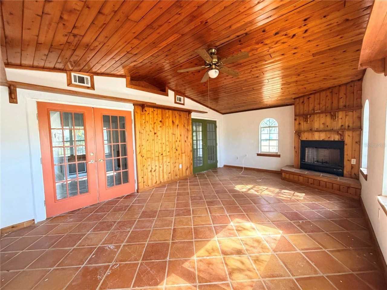 1365 Alton Rd - Photo 6 of 13