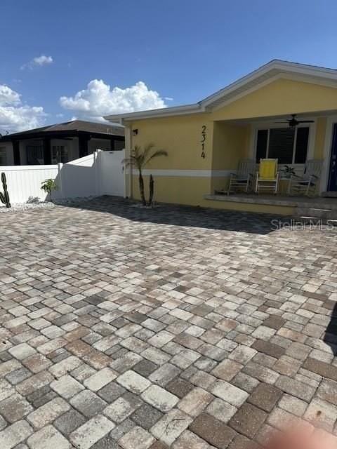 2314 W Dewey St - Photo 2 of 23