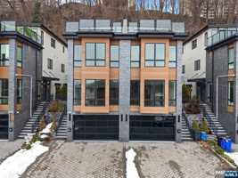 featured image of 714 Undercliff Ave