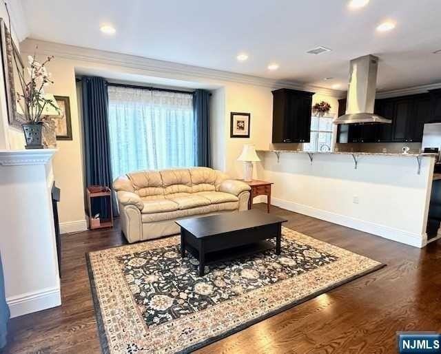 229 E Columbia Ave - Photo 7 of 46