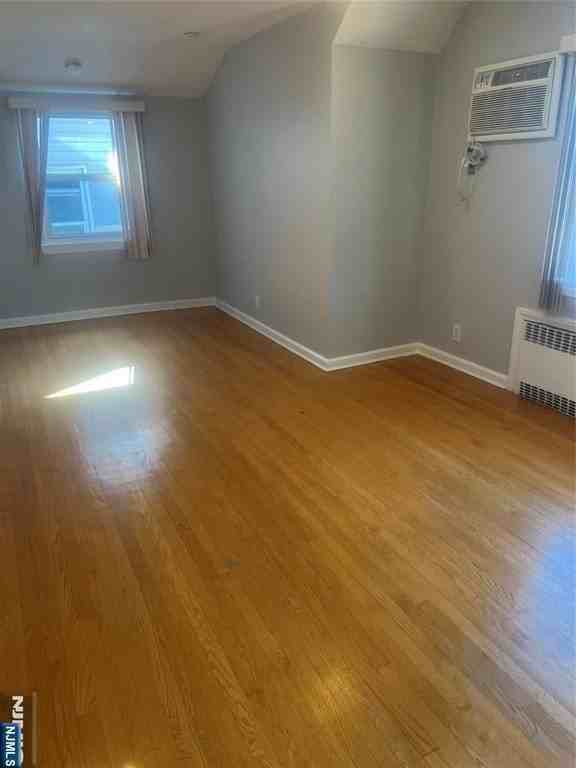 534 Kearney Ave - Photo 2 of 11