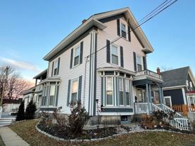 114 Walnut St #3 - Photo 1 of 1