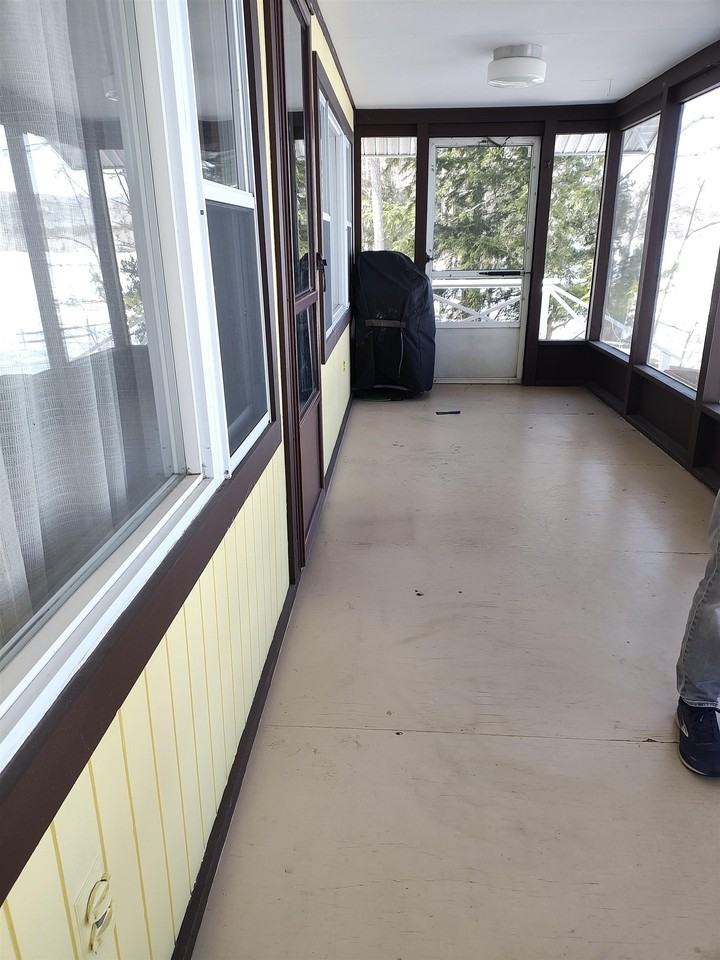 19 Arrowhead Point Rd - Photo 3 of 23