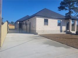 featured image of 415 E Saint Avide St