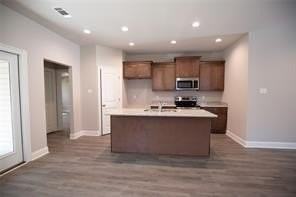 611 Beaulieux St - Photo 3 of 10