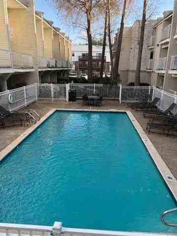 3805 Houma Blvd #B225