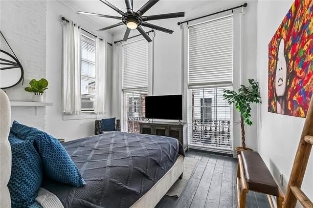 414 Burgundy St #2 - Photo 6 of 7