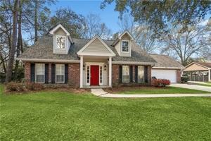 featured image of 712 Edinburgh Ct