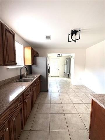 5917 Franklin Ave - Photo 3 of 13