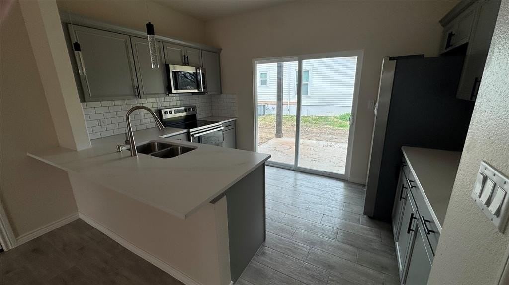 502 W Sanger St - Photo 5 of 11