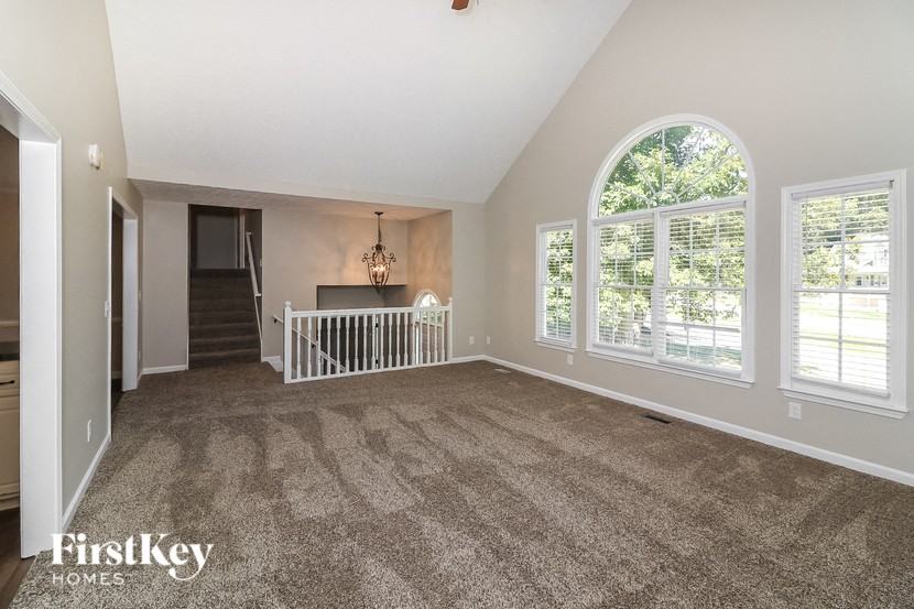 112 Wood Gate Dr - Photo 3 of 15