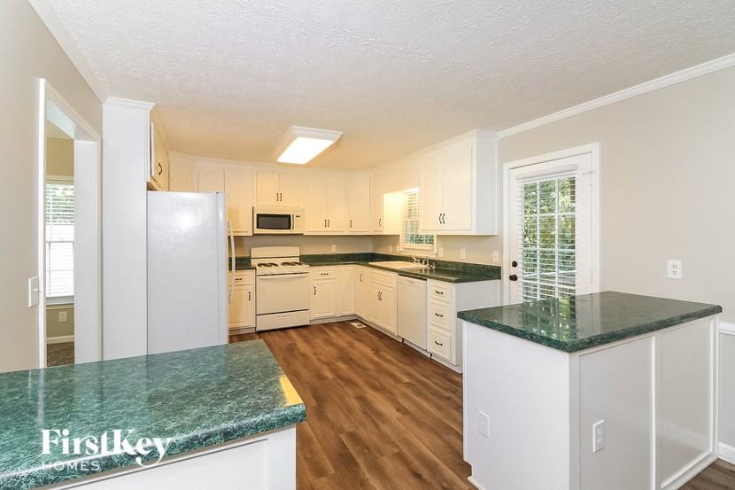 112 Wood Gate Dr - Photo 6 of 15