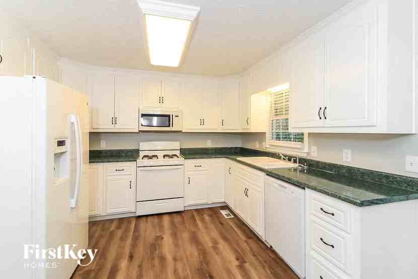 112 Wood Gate Dr - Photo 7 of 15