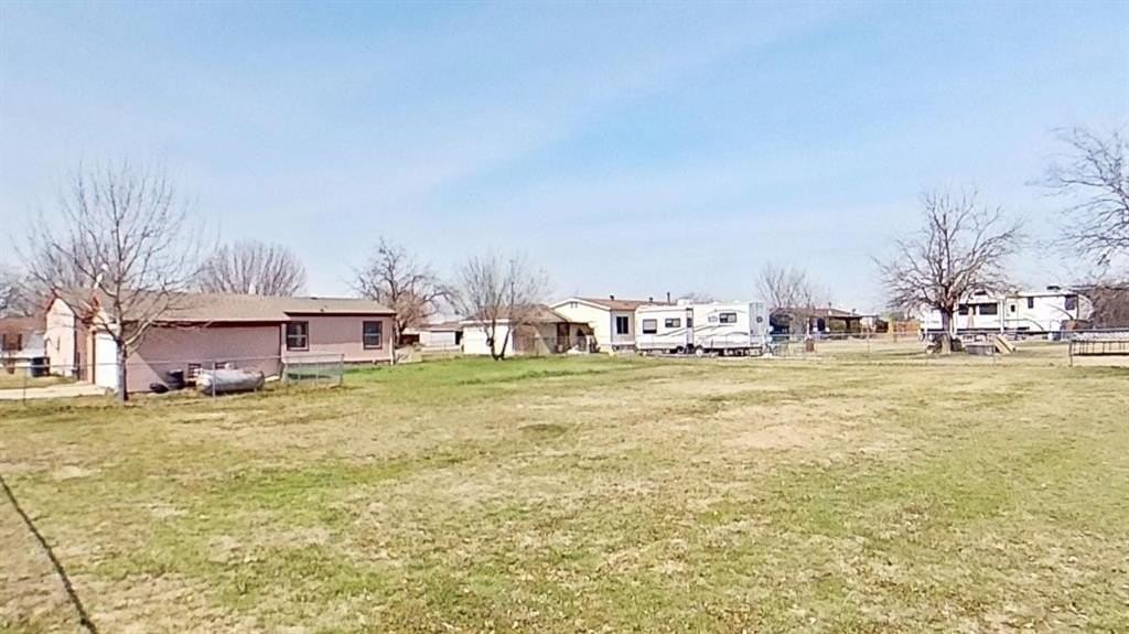 1106 Spring Flower Dr - Photo 4 of 22