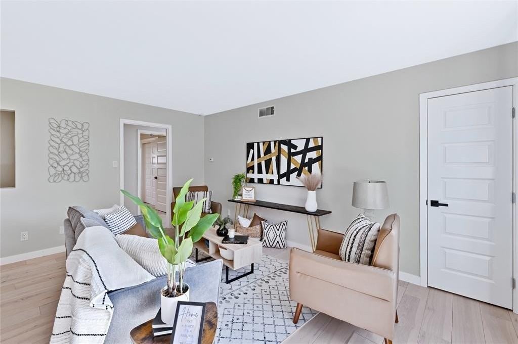 10506 Sandra Lynn Dr - Photo 4 of 22