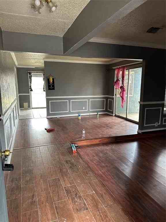 1309 Wildvalley Dr - Photo 5 of 13