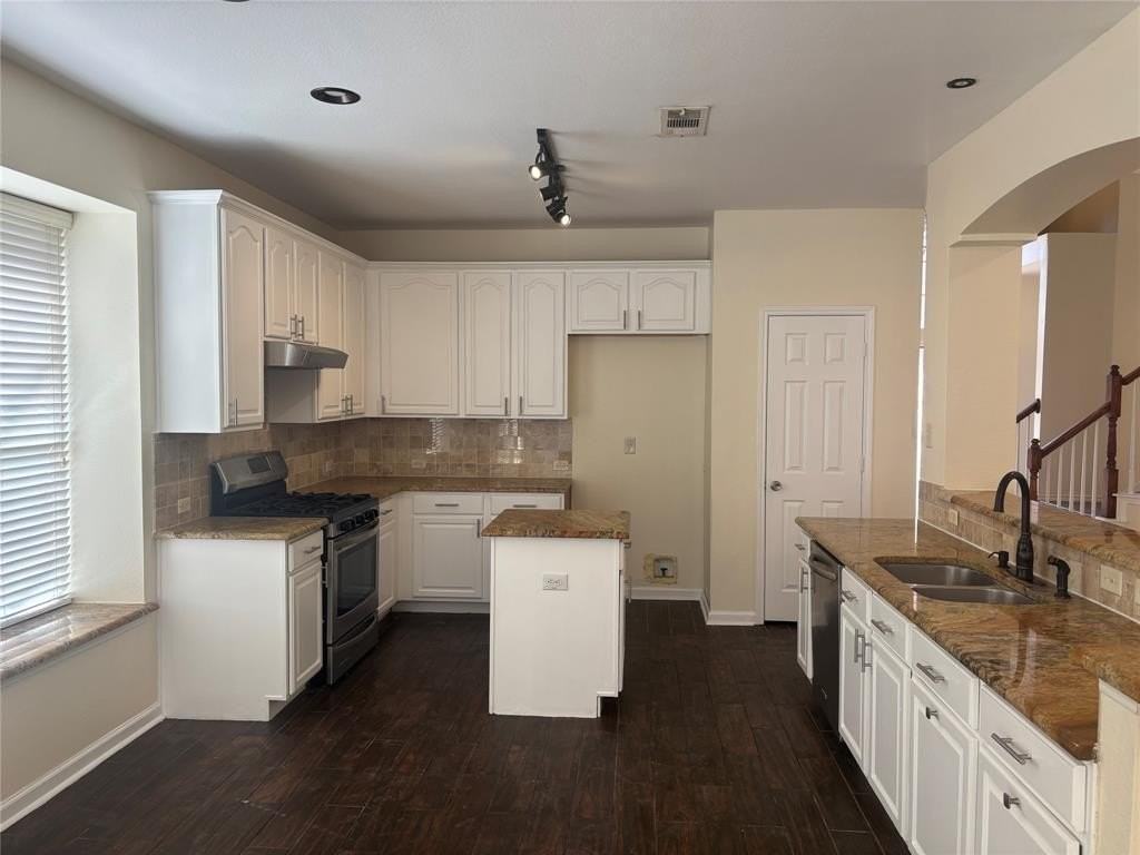 2017 Caitlin Dr - Photo 4 of 12