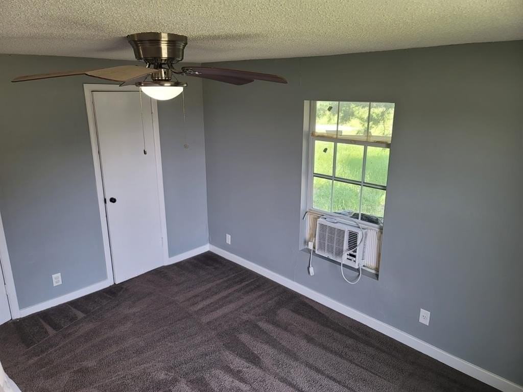 5904 Lee St - Photo 5 of 22