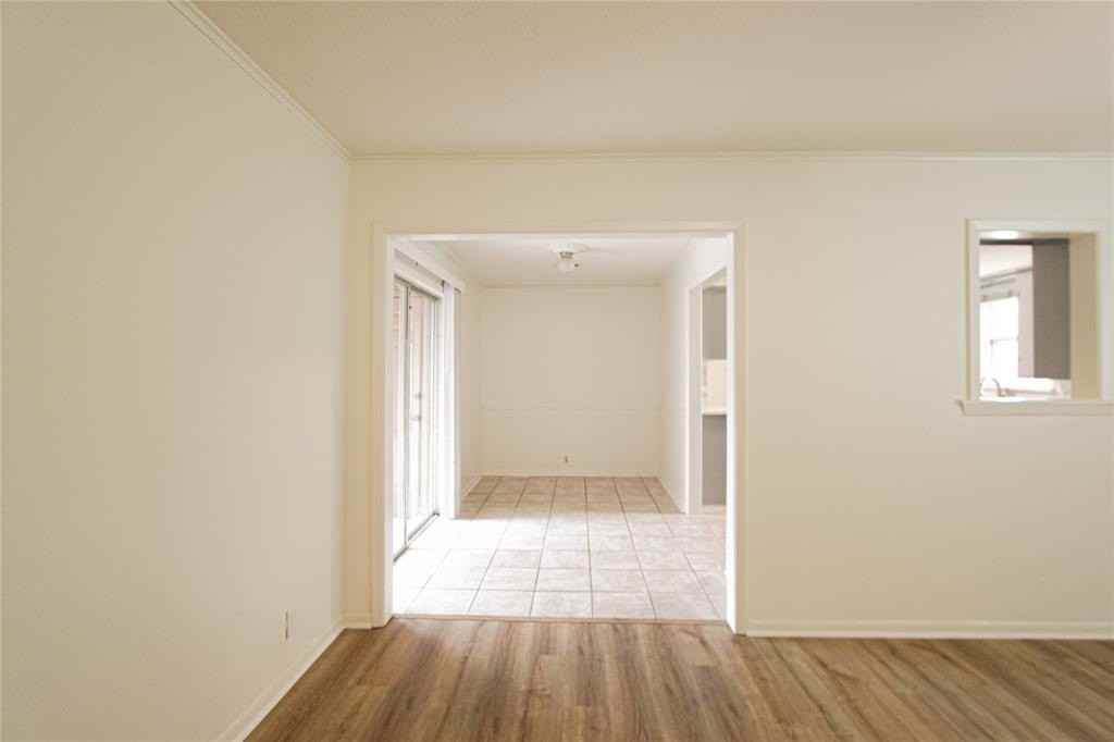 1300 Lynwood St - Photo 7 of 24