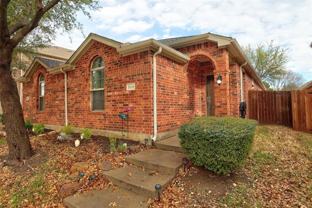 5916 Round Up Ln - Photo 1 of 1