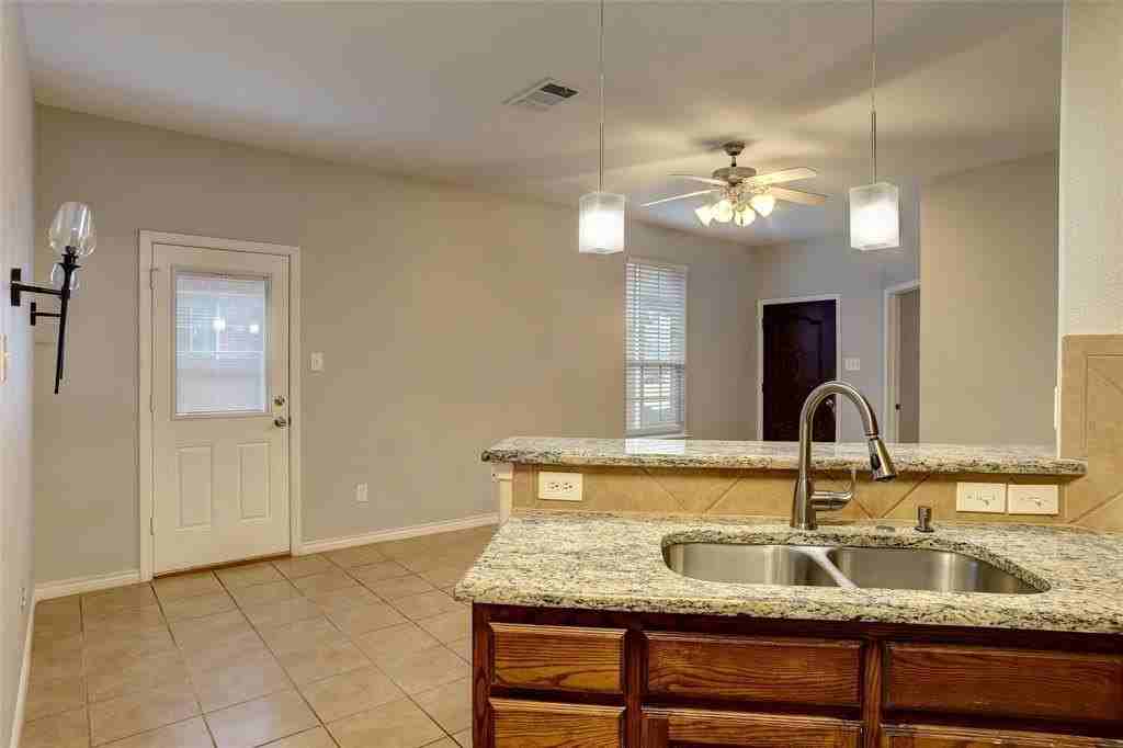 5916 Round Up Ln - Photo 6 of 19