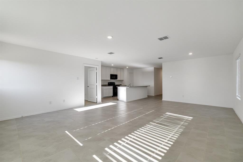 1613 Vattier - Photo 3 of 25