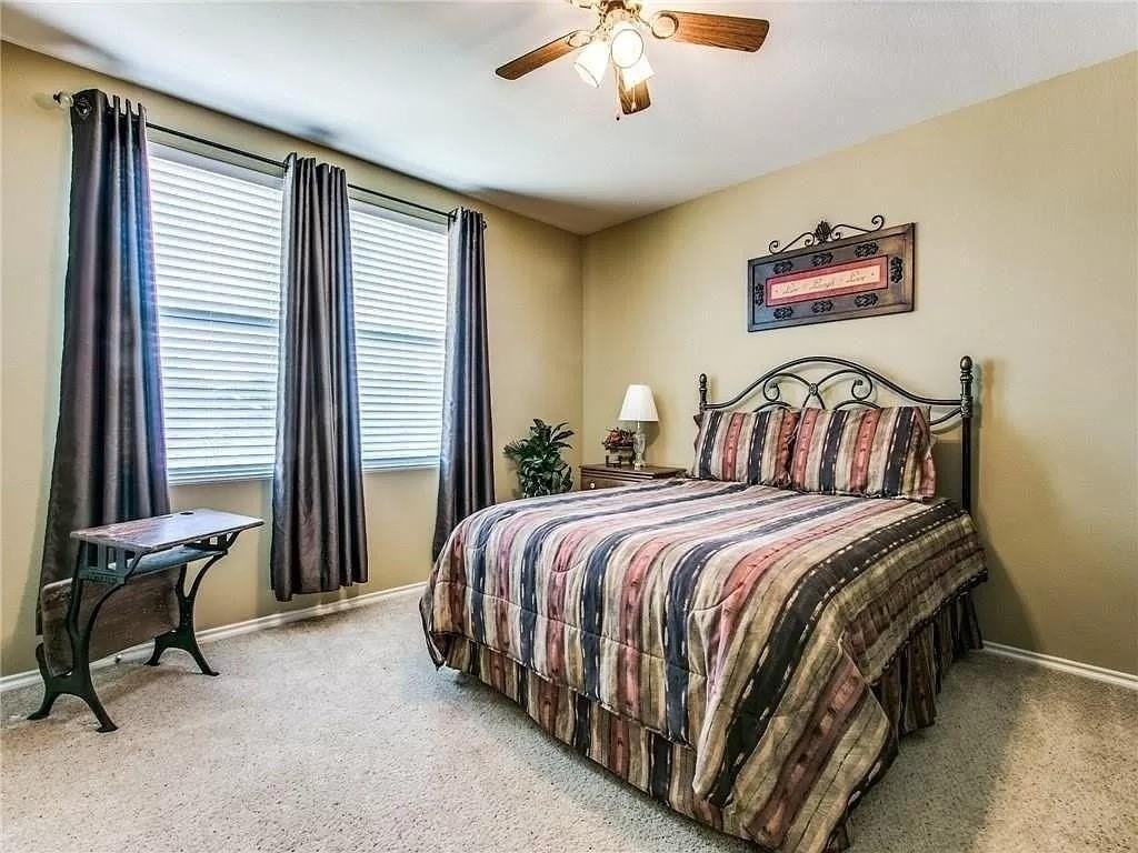 12949 Cowper Dr - Photo 2 of 13