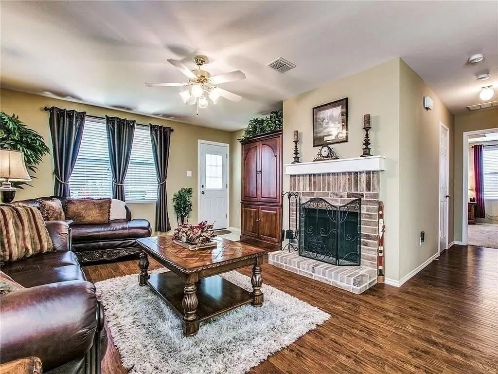 12949 Cowper Dr - Photo 6 of 13