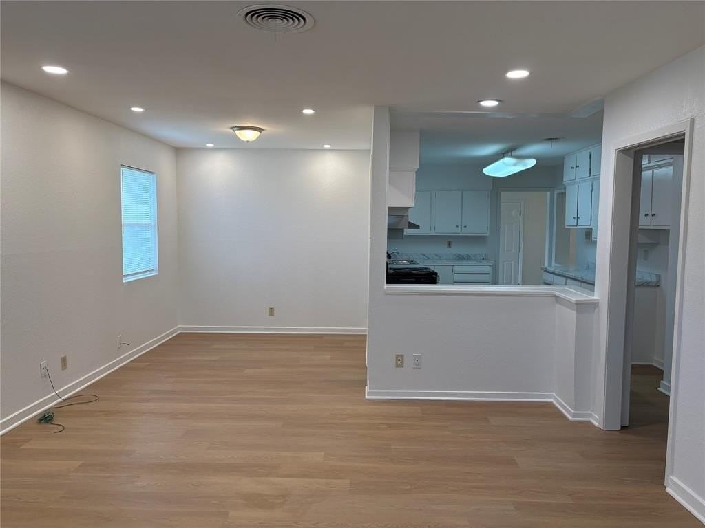 3601 Slade Blvd - Photo 7 of 14