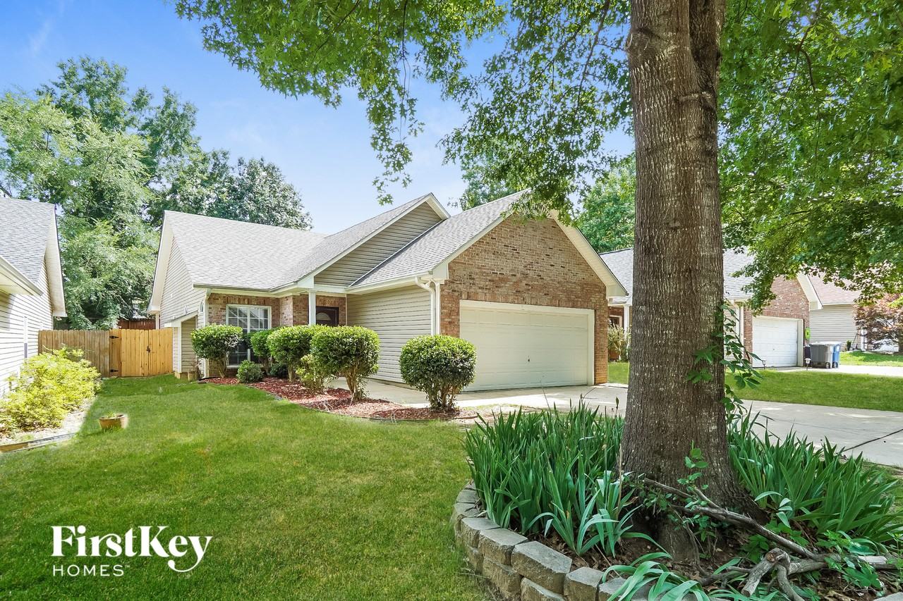 9399 Brook Forest Cir - Photo 2 of 15