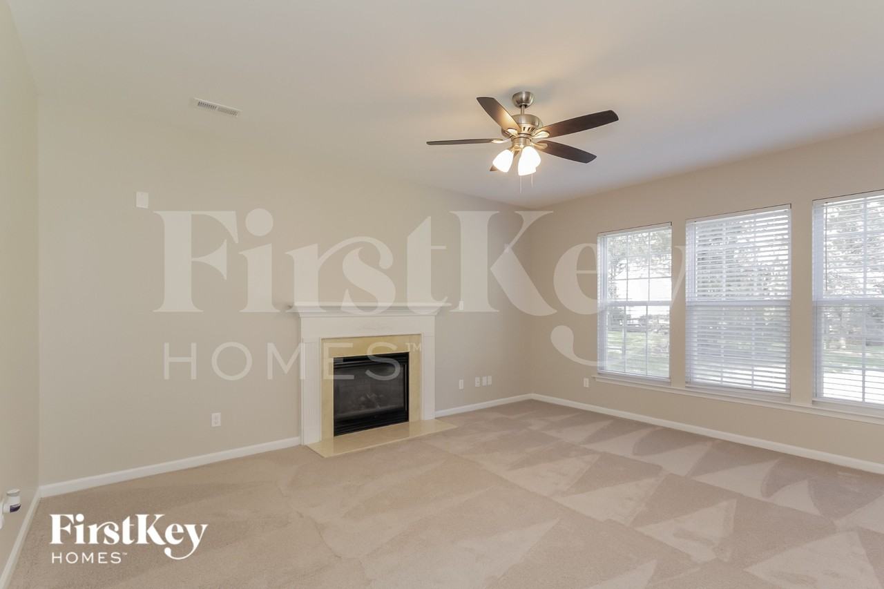 11923 Withers Mill Dr - Photo 6 of 16