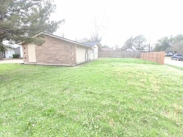 3717 Cranston Ct E - Photo 5 of 18