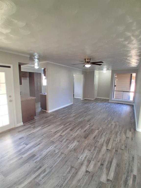 3717 Cranston Ct E - Photo 6 of 18