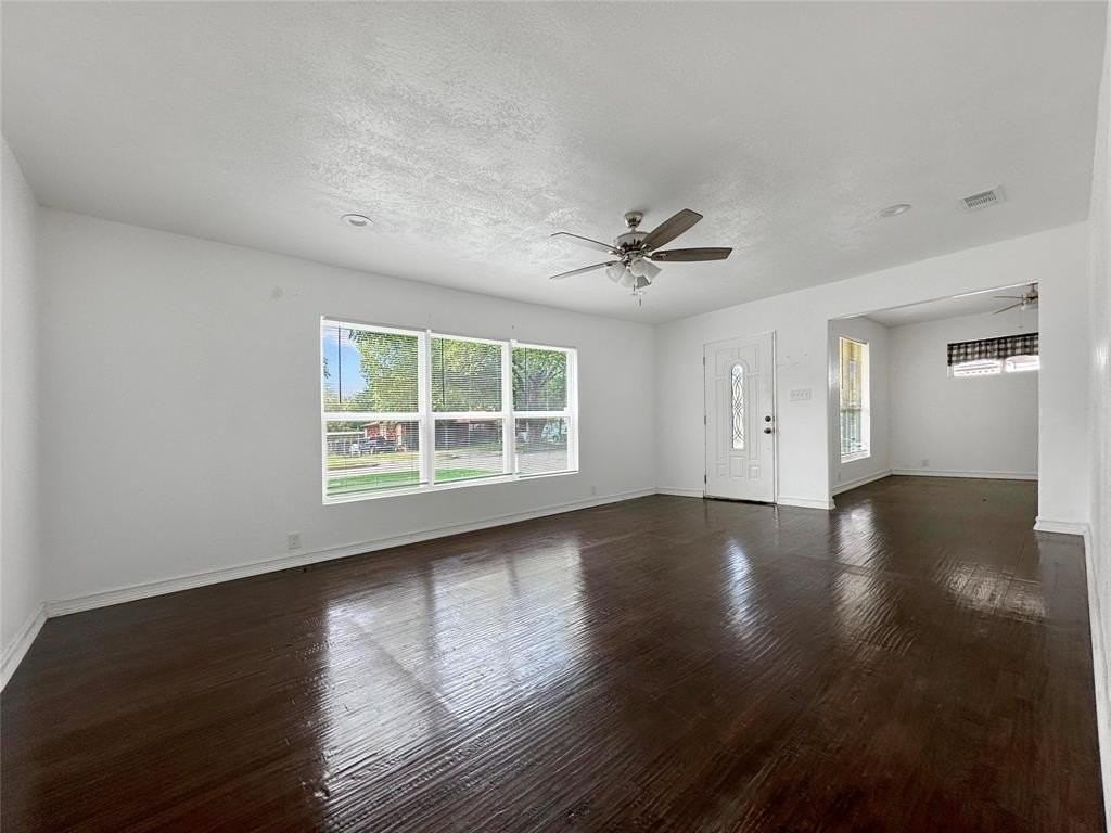 928 Lydick Ln - Photo 7 of 23