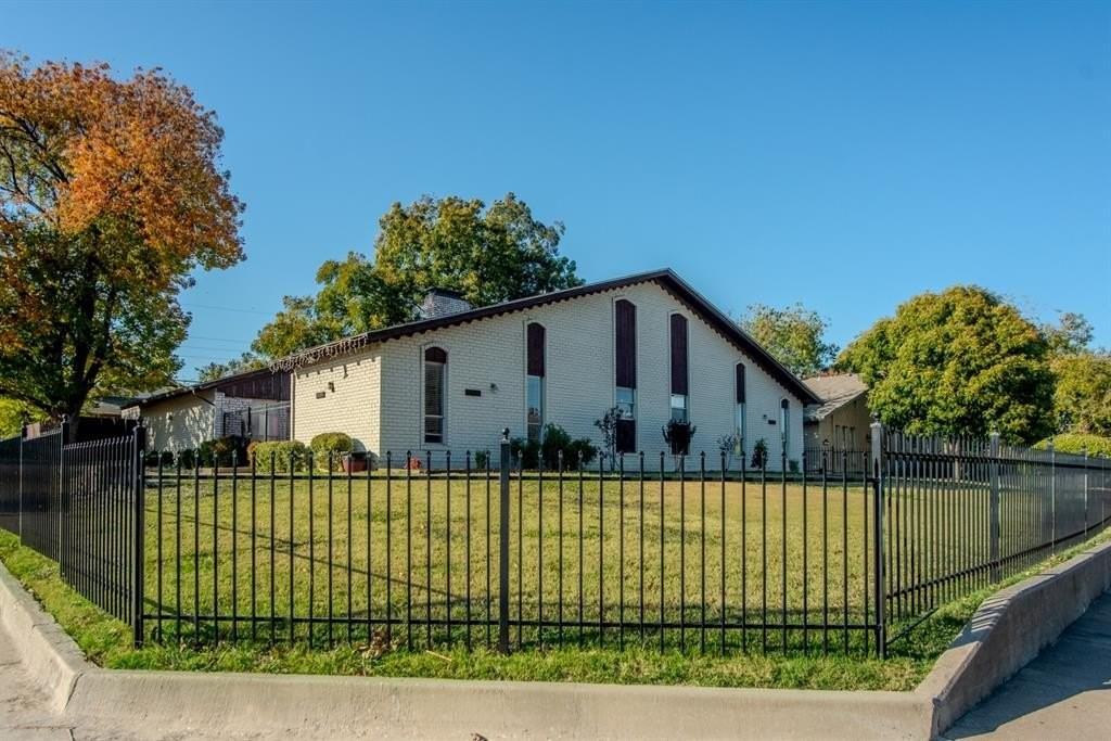 13351 Kit Ln #13353 - Photo 2 of 29