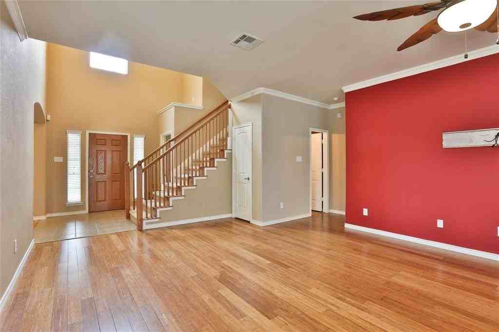 11921 Kingsville Dr - Photo 3 of 24