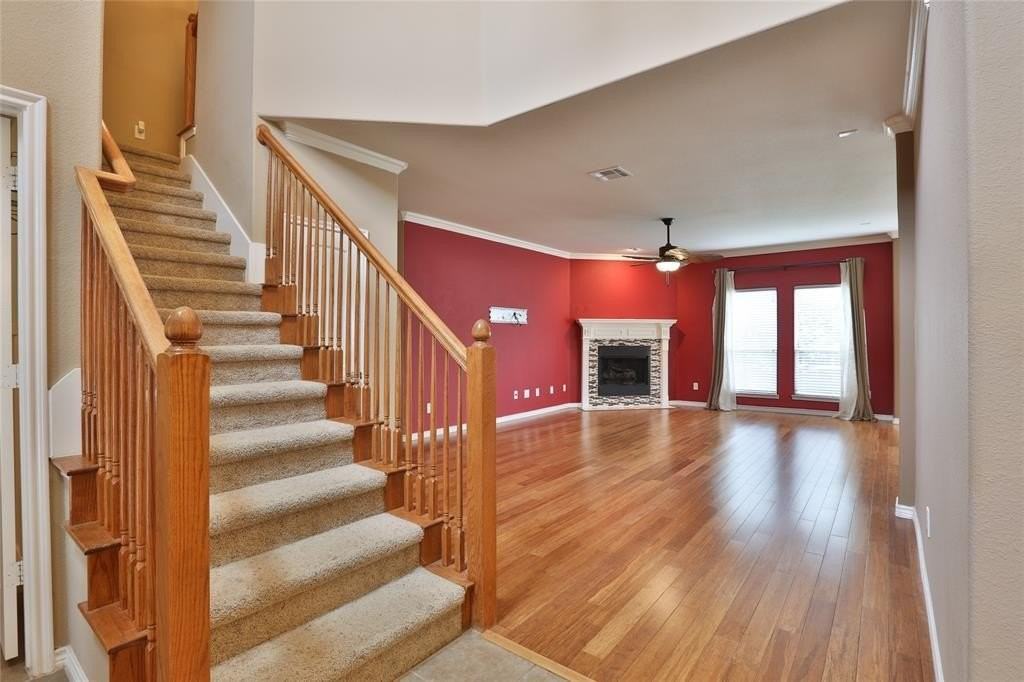 11921 Kingsville Dr - Photo 5 of 24