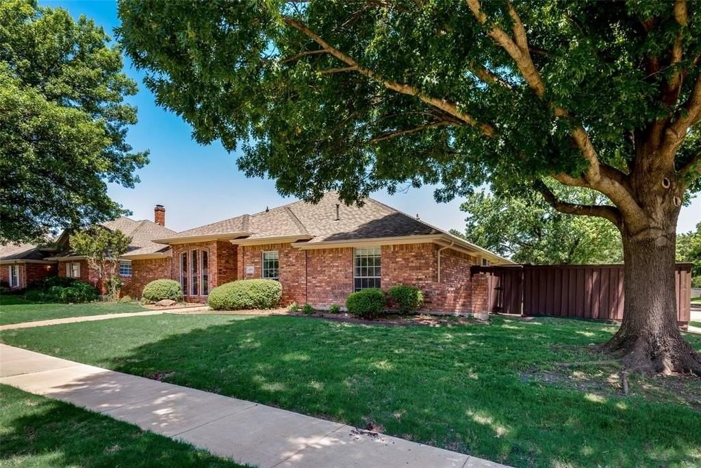 2001 Mossberg Dr - Photo 3 of 36