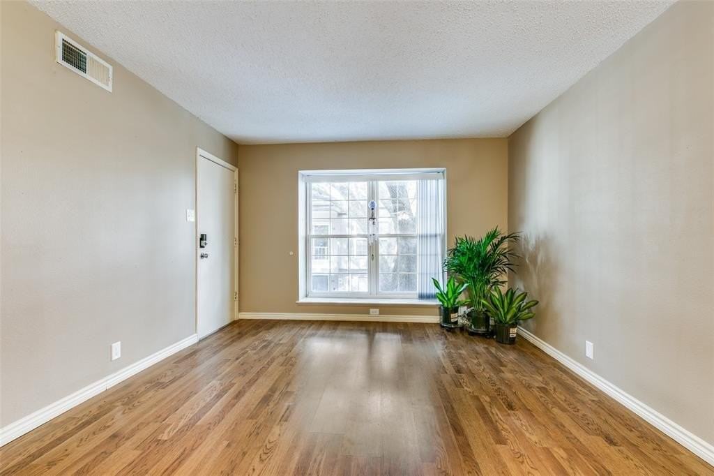 5322 Fleetwood Oaks Ave #242 - Photo 6 of 25