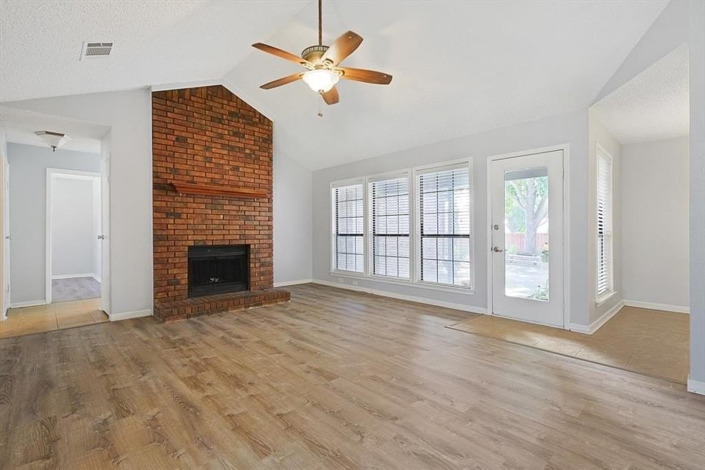 266 Pinyon Ln - Photo 3 of 20