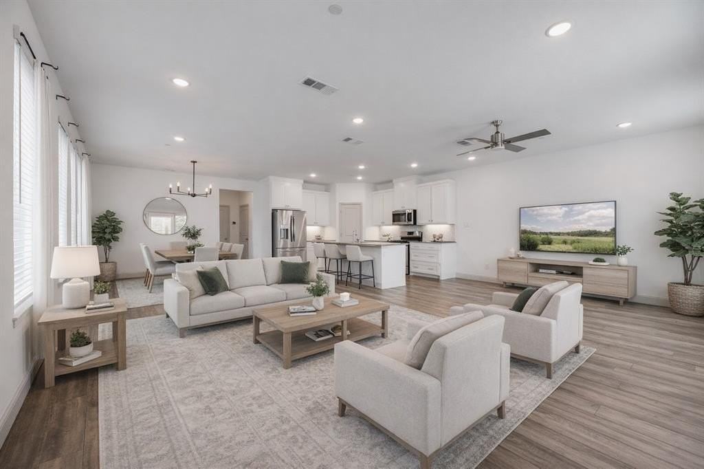 9005 Phoebe Rd - Photo 4 of 23